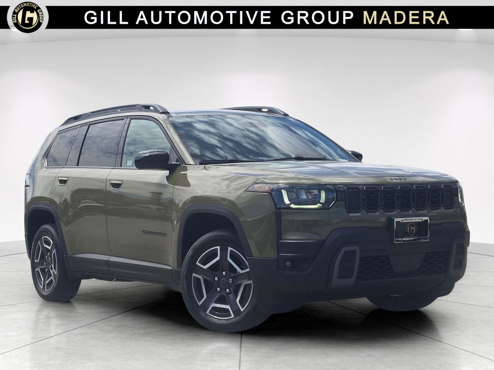 2026 Jeep Cherokee Laredo