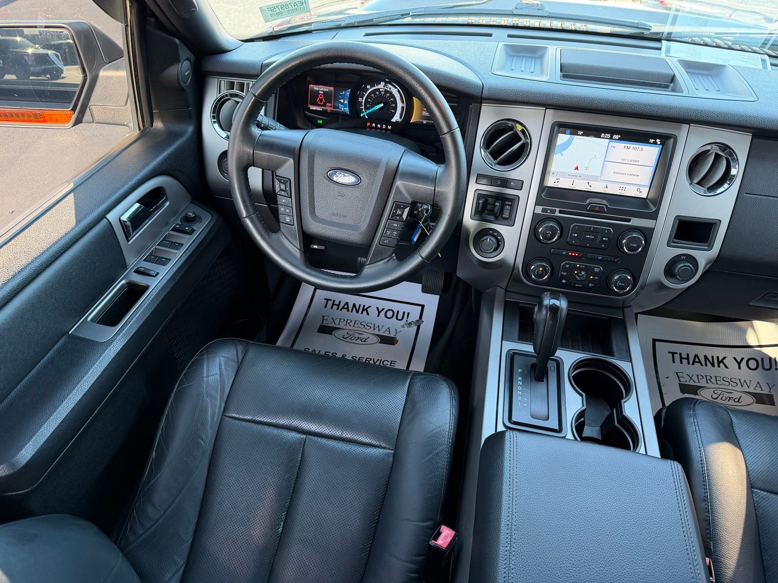 2017 Ford Expedition image 16