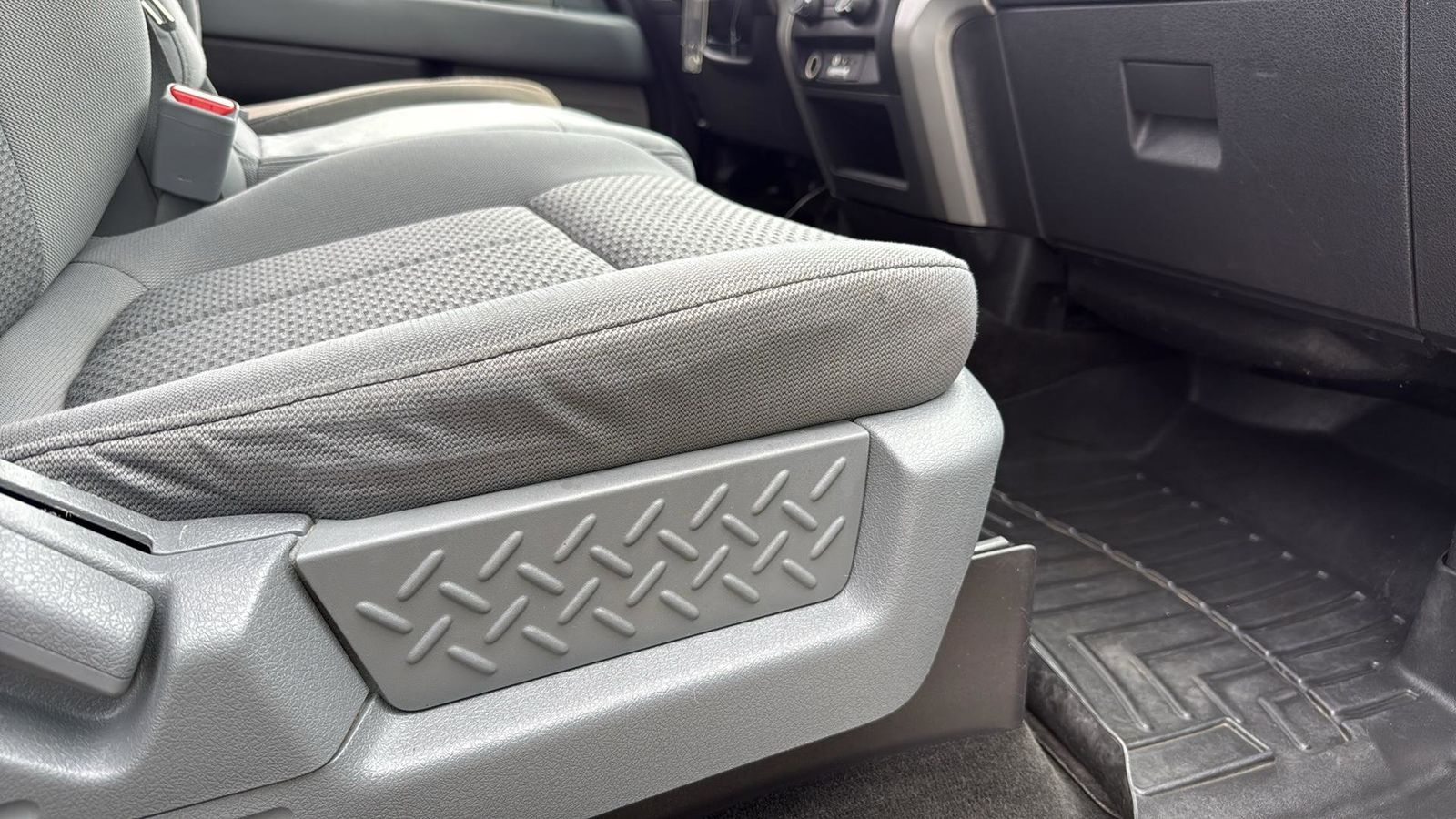 Used Car 2011 Ford F-150  Xlt For Sale Under $12,000 In Austin, Texas