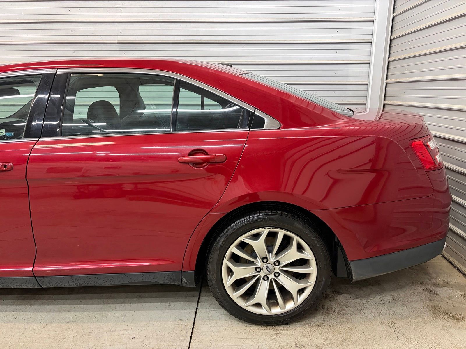 Photo 5 of 2013 Ford Taurus Limited