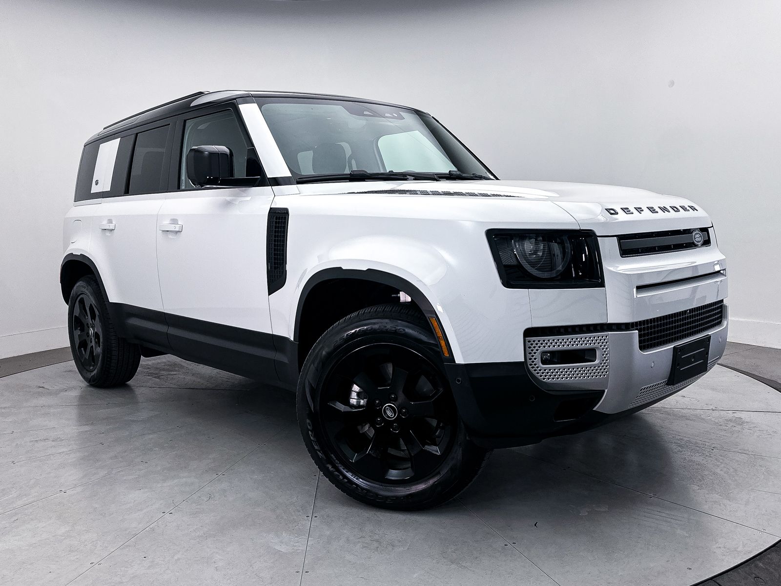 2024 Land Rover Defender 110 S
