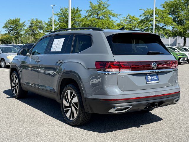 Used 2025 Gray Volkswagen 2.0T SE w/Technology image 4