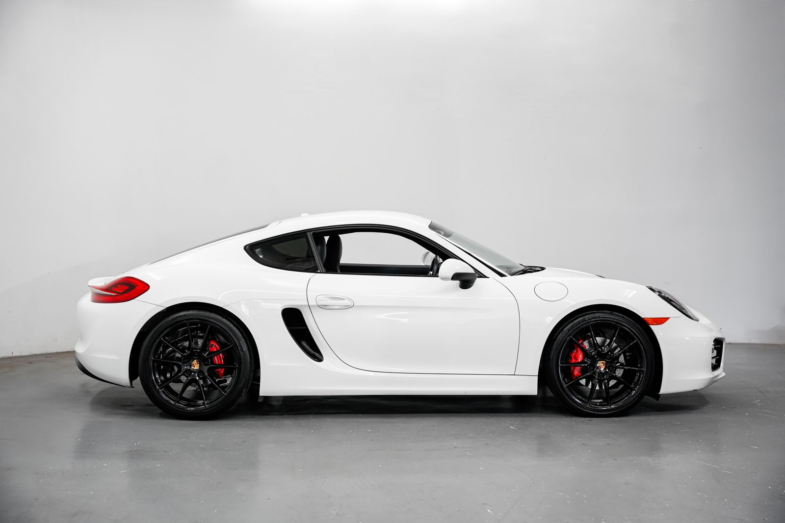 2014 Porsche Cayman S — photo 2