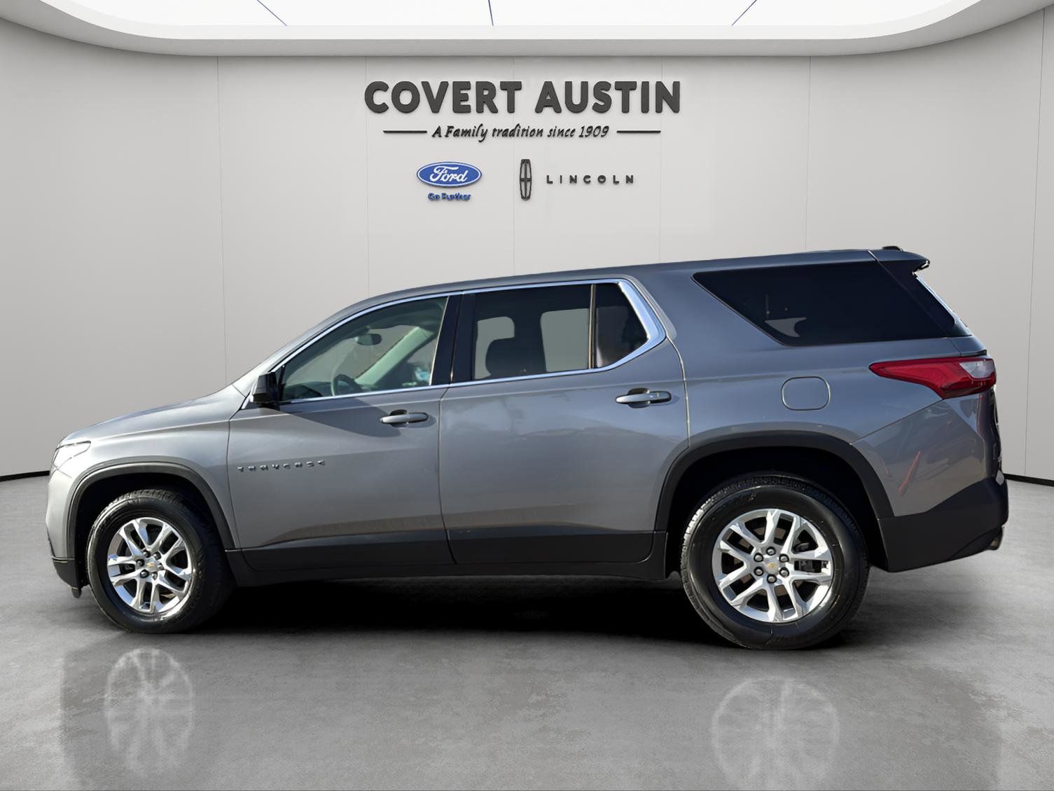 Used Car 2018 Chevrolet Traverse  Ls For Sale Under $12,000 In Austin, Texas