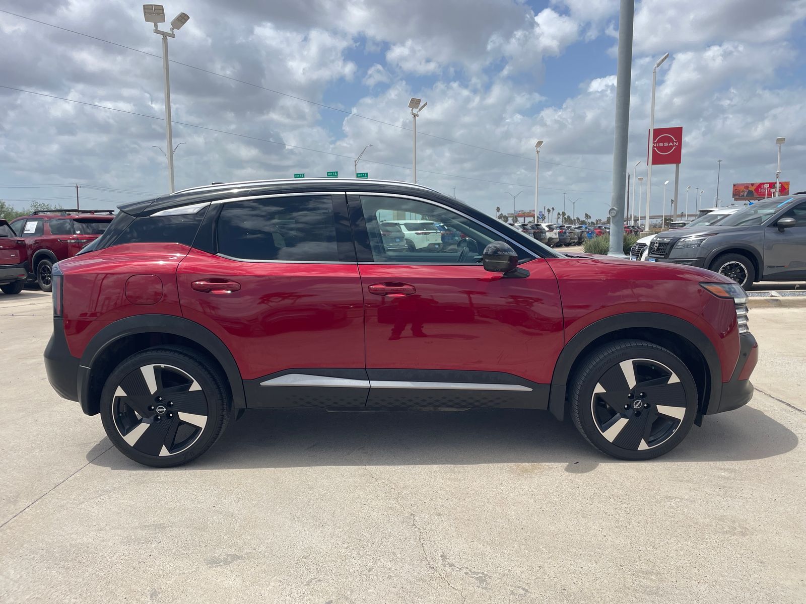 Used 2025 Red Nissan SR image 6