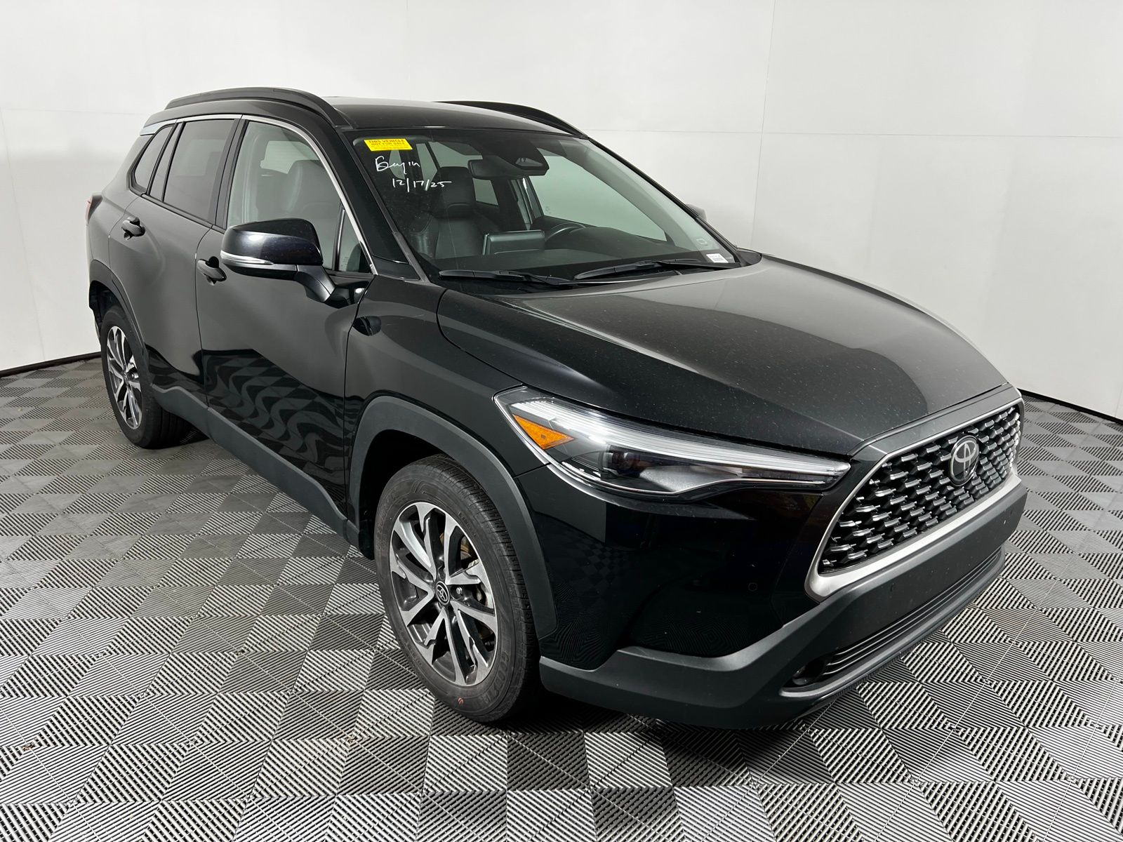 Thumbnail: 2024 Toyota Corolla Cross - 3