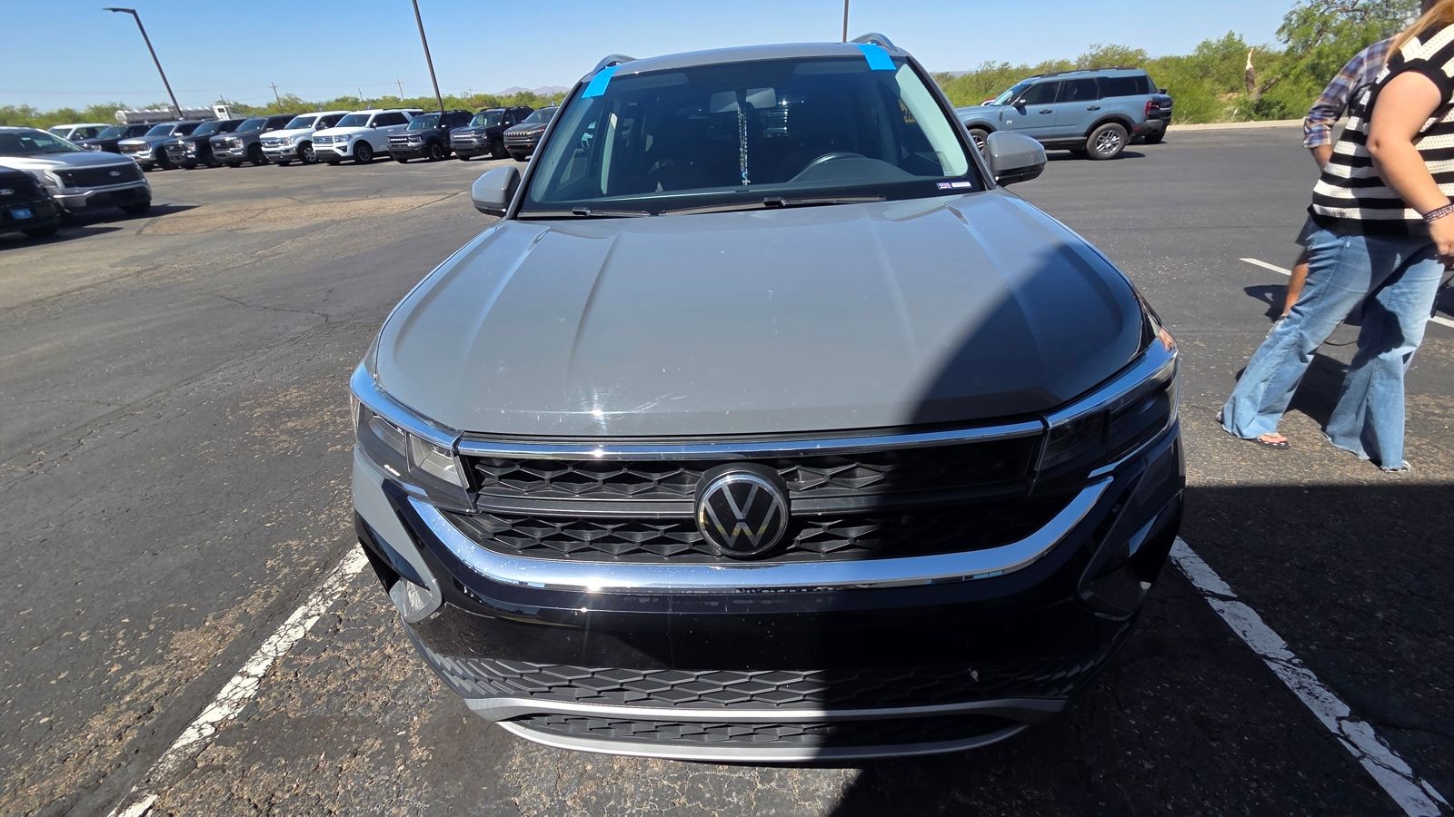 View vehicle photo 3