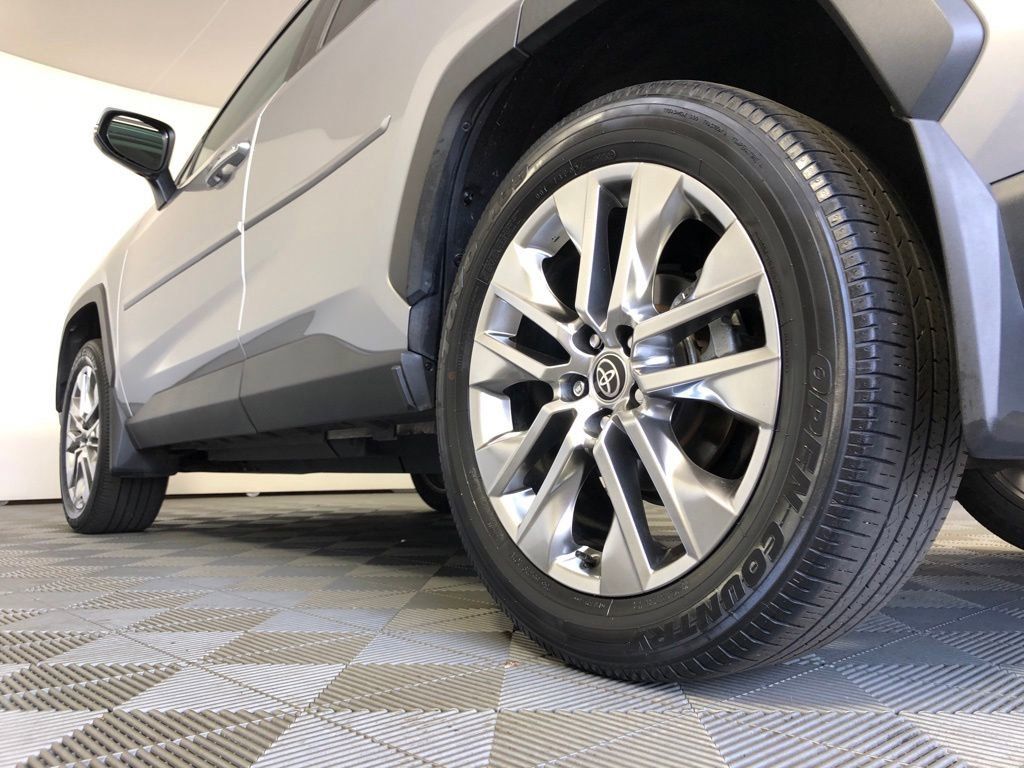 2021 Toyota RAV4 Limited 30