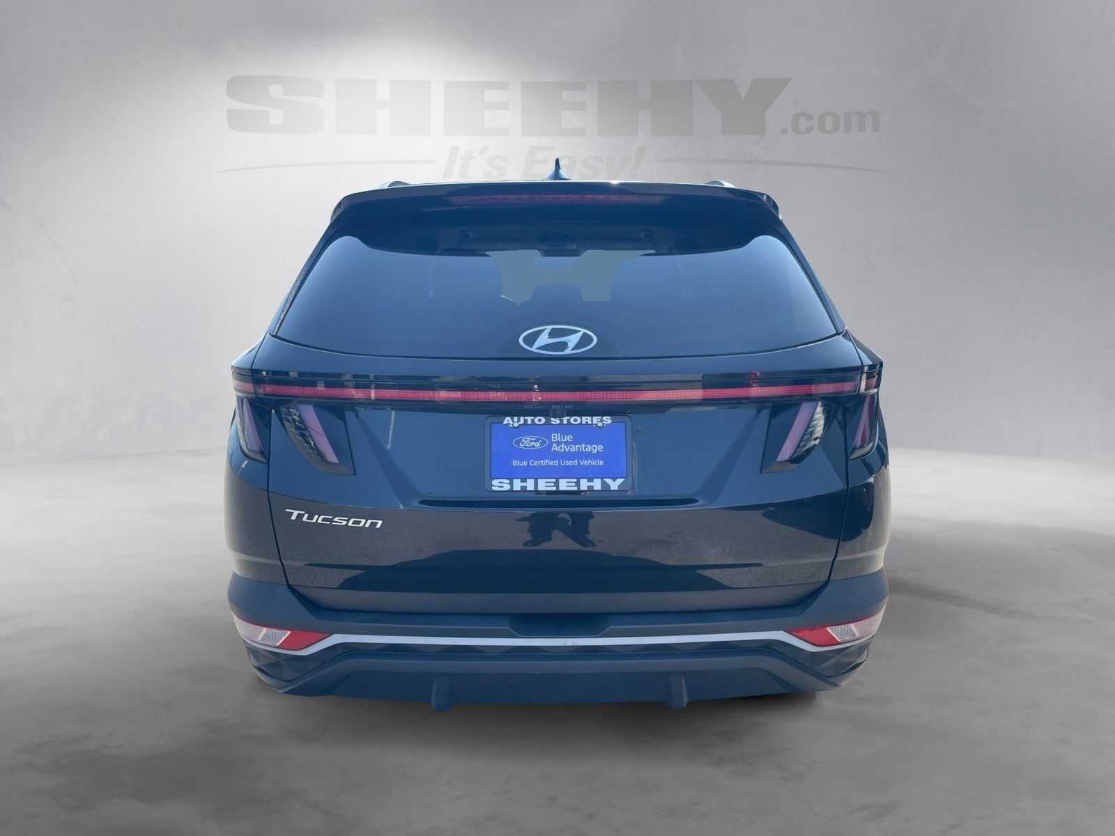 Used 2023 Phantom Black Hyundai SEL image 12