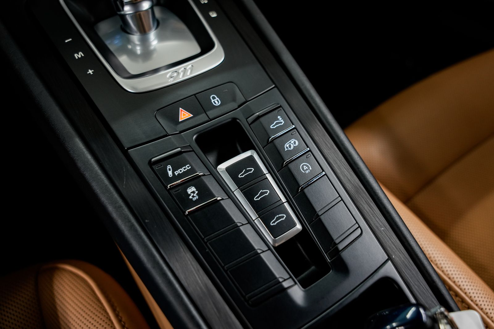 2018 Porsche 911 Carrera GTS — photo 15