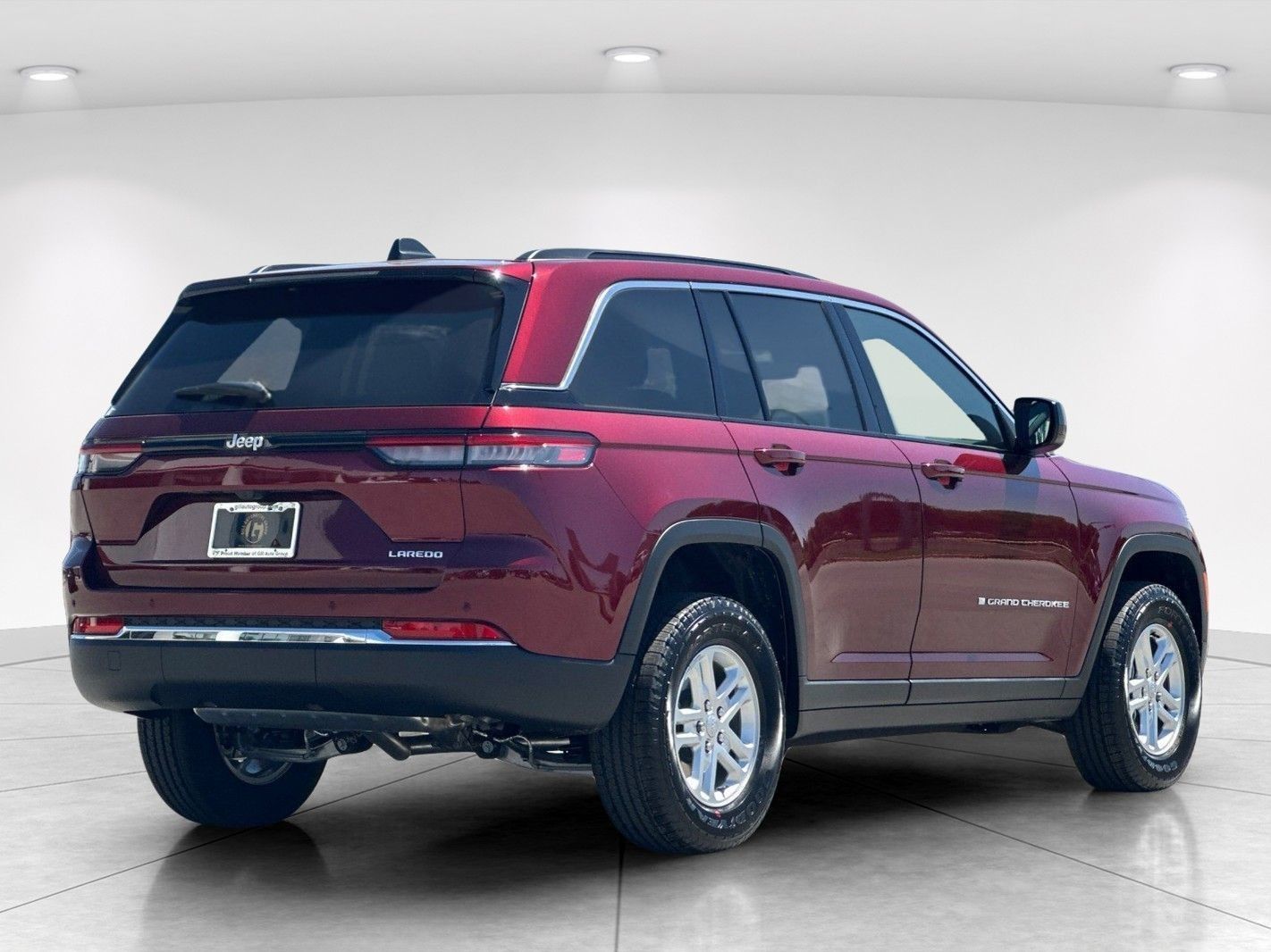 2025 Jeep Grand Cherokee Laredo - Photo 6