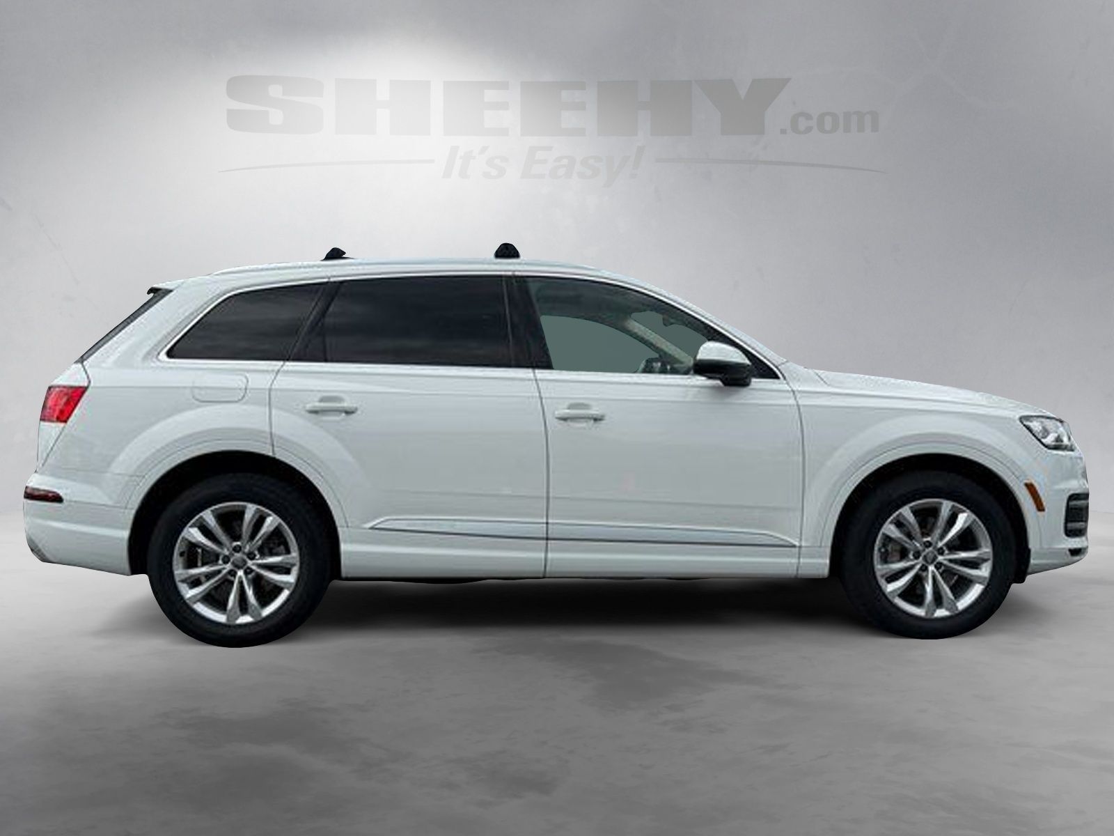Used 2019 Carrara White Audi 55 Premium image 10