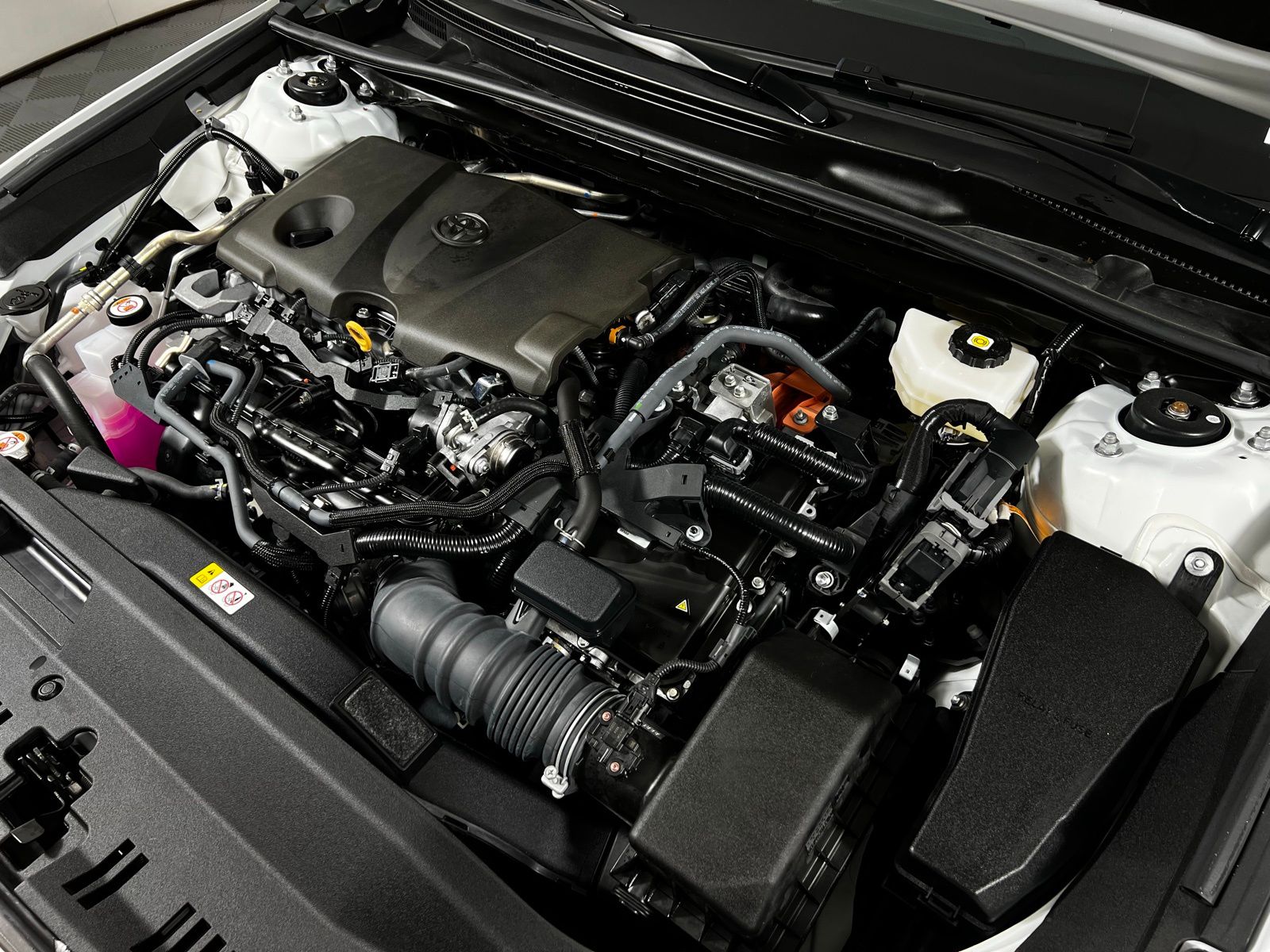 Thumbnail: 2025 Toyota Camry - 11