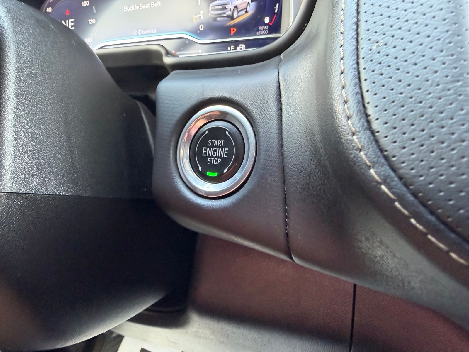 2023 Chevrolet Suburban image 25