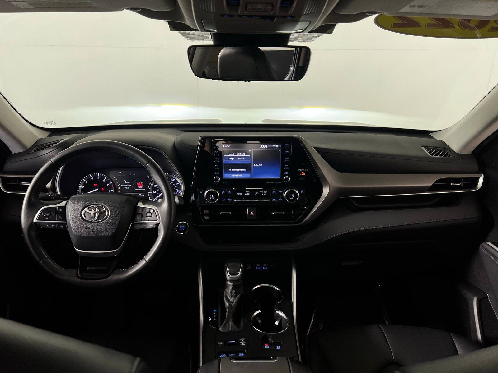 2022 Toyota Highlander XLE 23