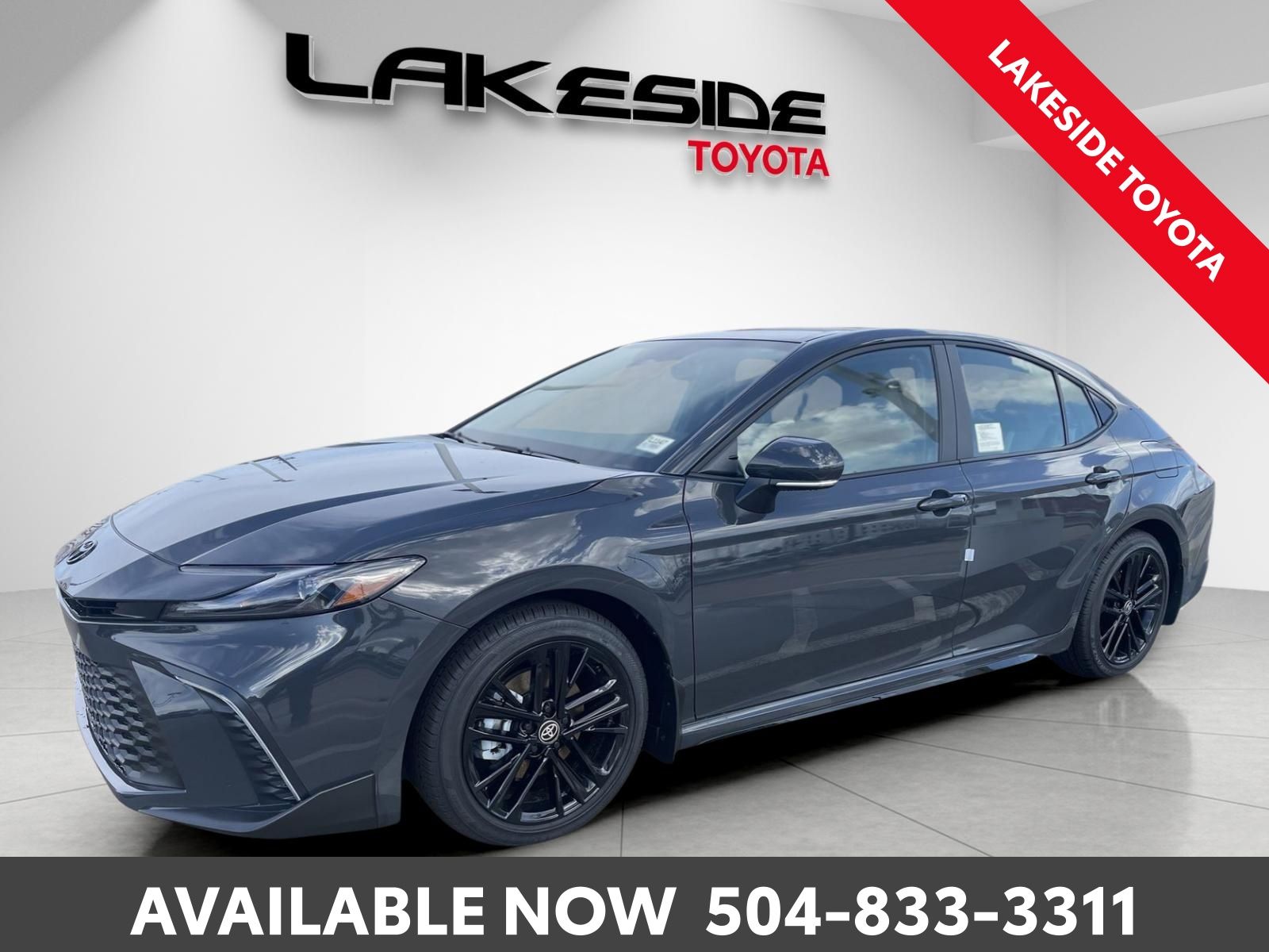 2026 Toyota Camry SE FWD