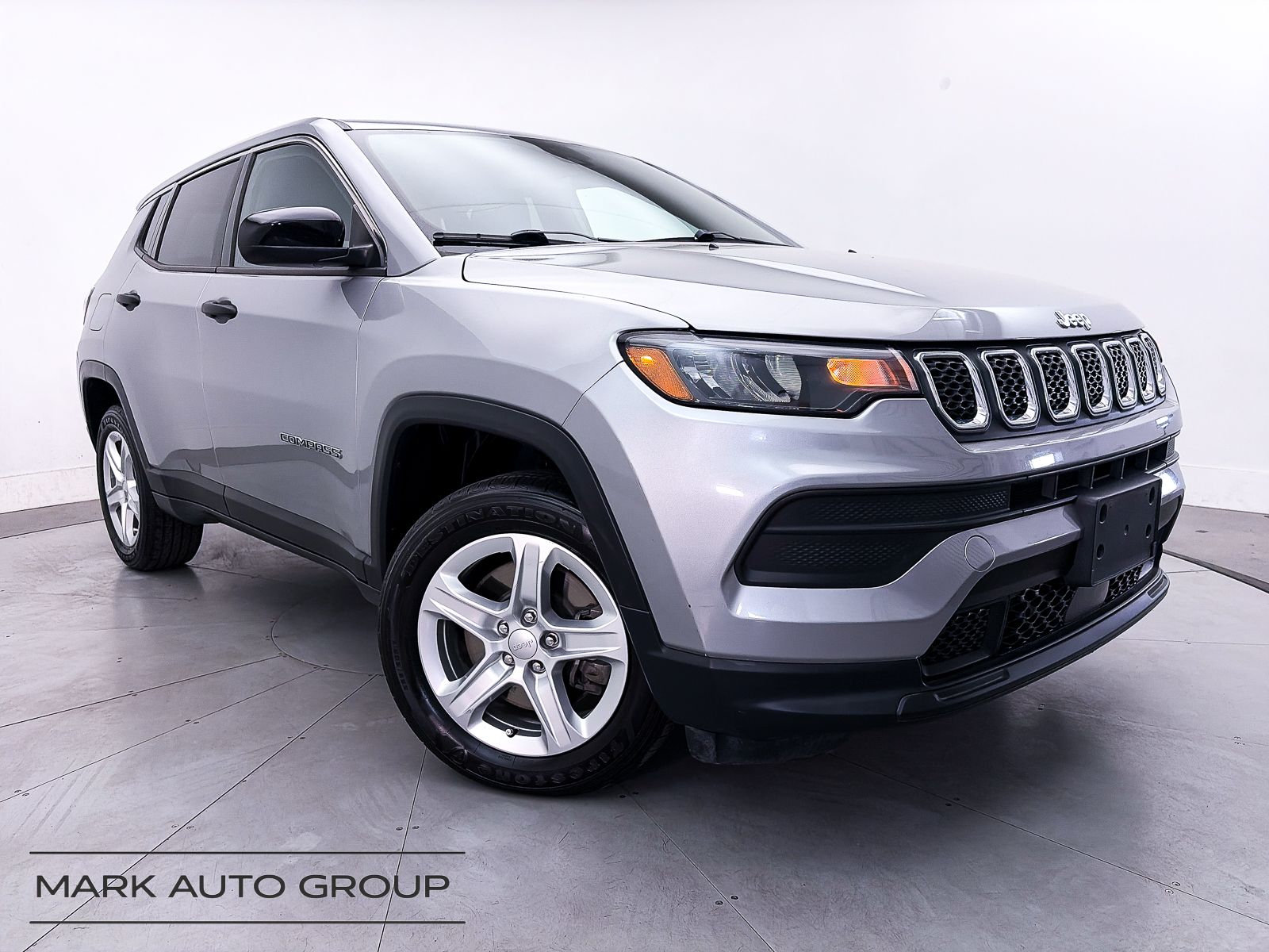 2023 Jeep Compass Sport