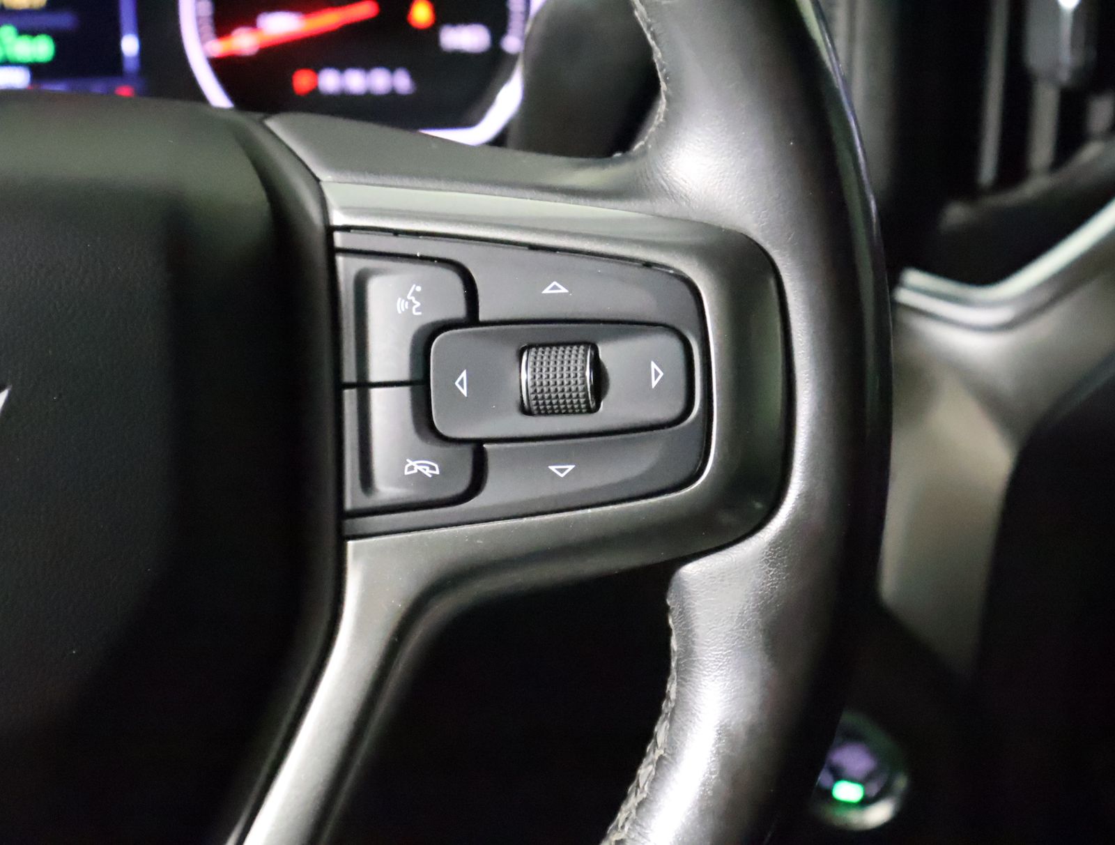 2020 Chevrolet Silverado 1500 LT photo