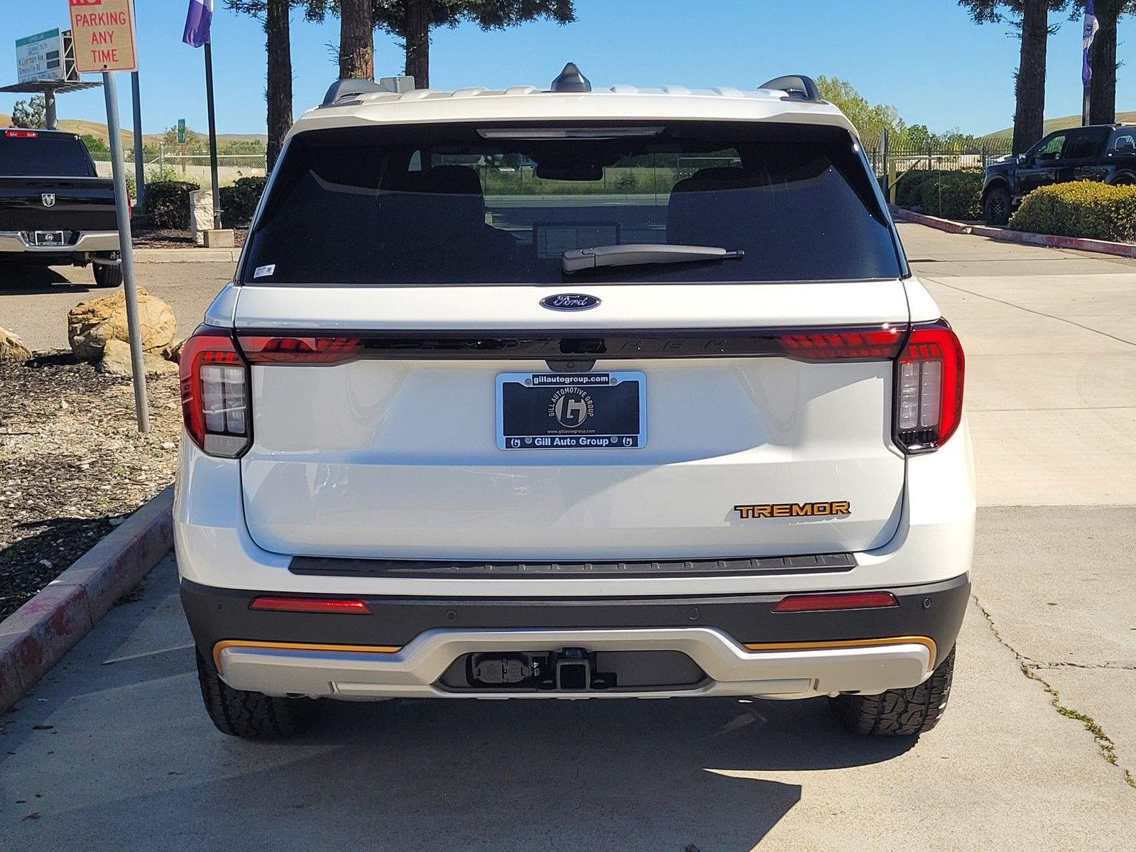 New 2026 White Ford Tremor image 5