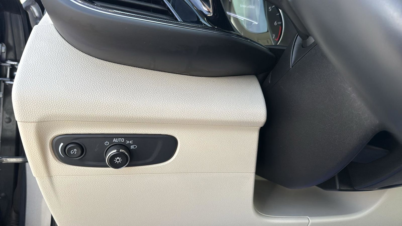 Used Car 2022 Buick Envision  Preferred For Sale Under $25,000 In Austin, Texas