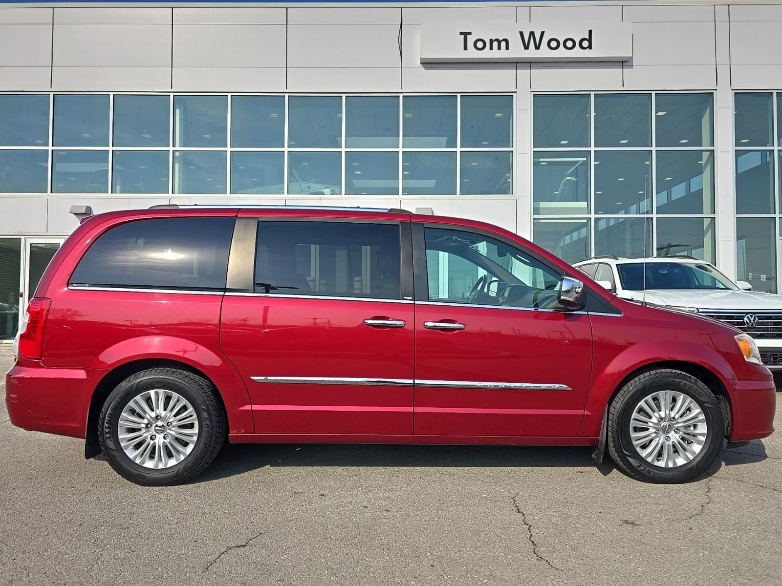 used 2013 Chrysler Town & Country car, priced at $7,500