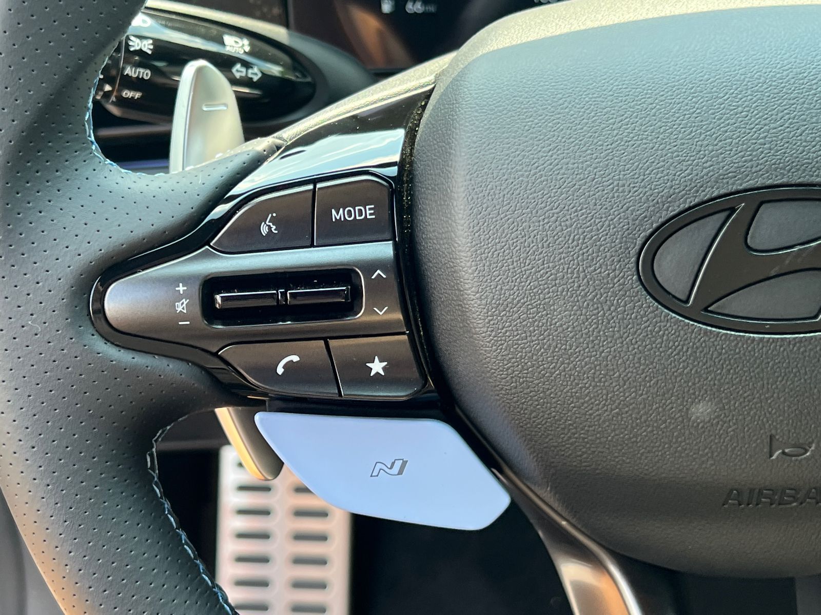 2025 Hyundai Elantra N Base photo 18