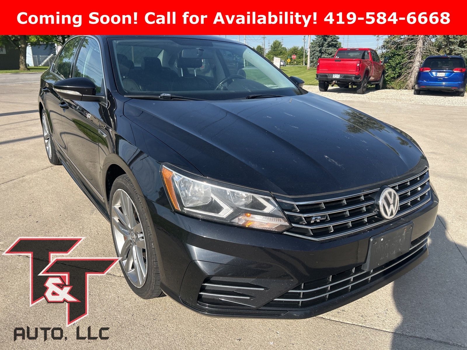 2017 Volkswagen Passat 1.8T R-Line w/ Comfort Pkg. Auto's photo