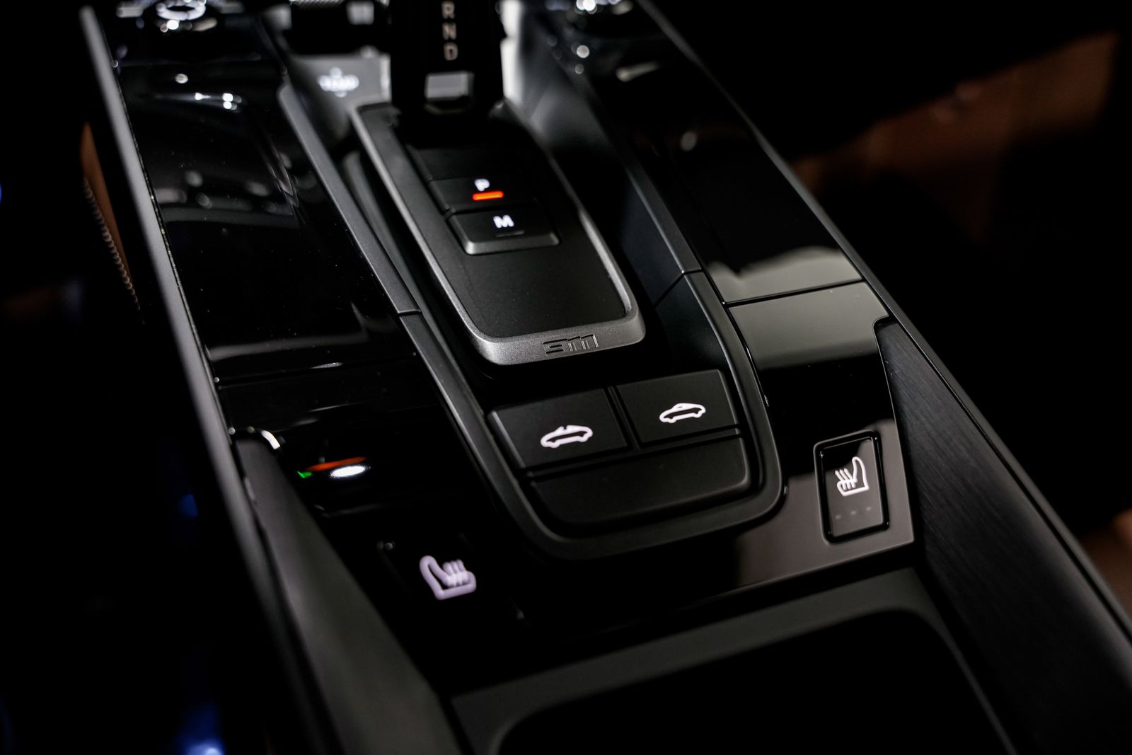 2025 Porsche 911 Targa 4 GTS — photo 18