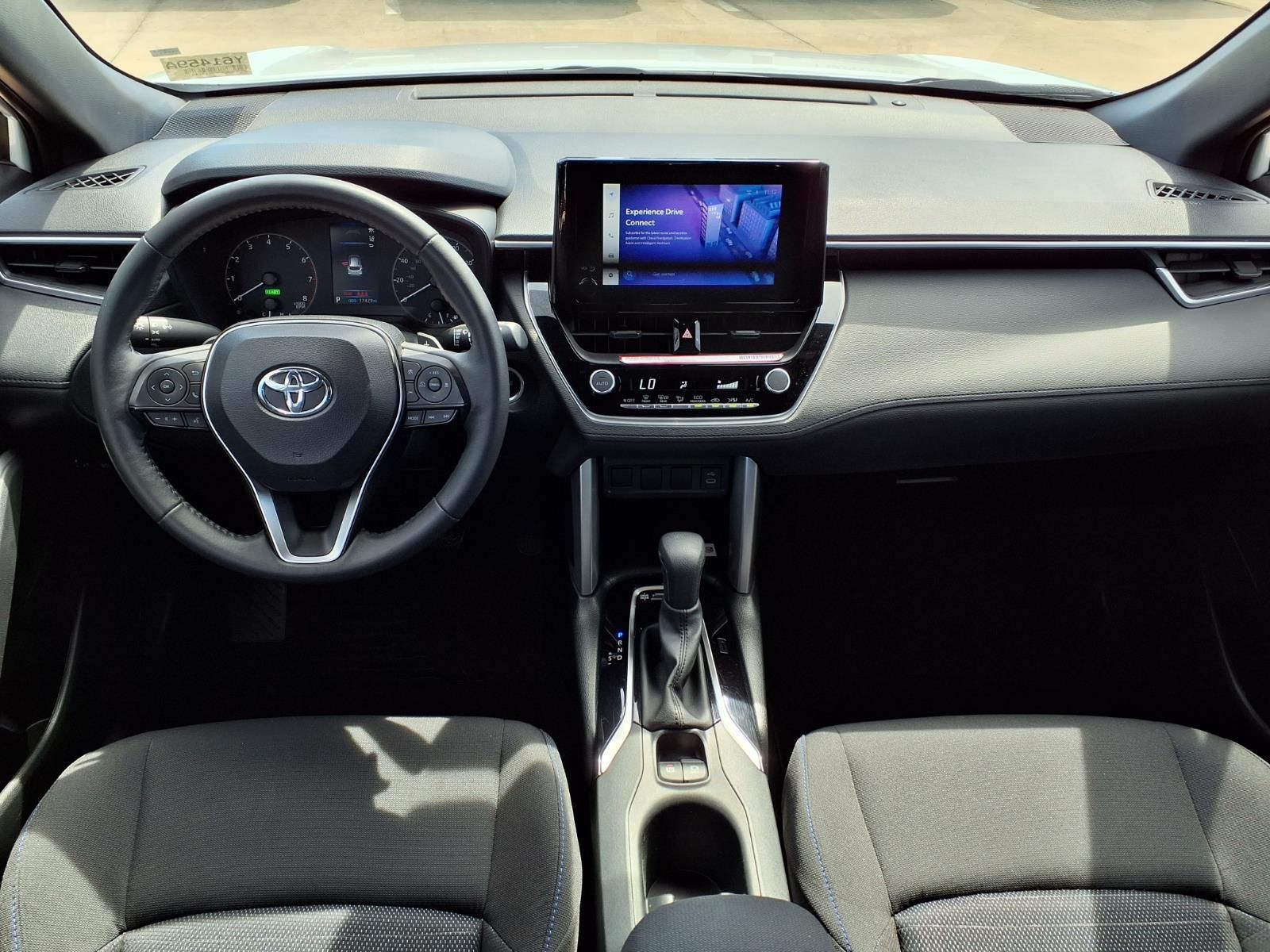 2023 Toyota Corolla Cross Hybrid SE - 9