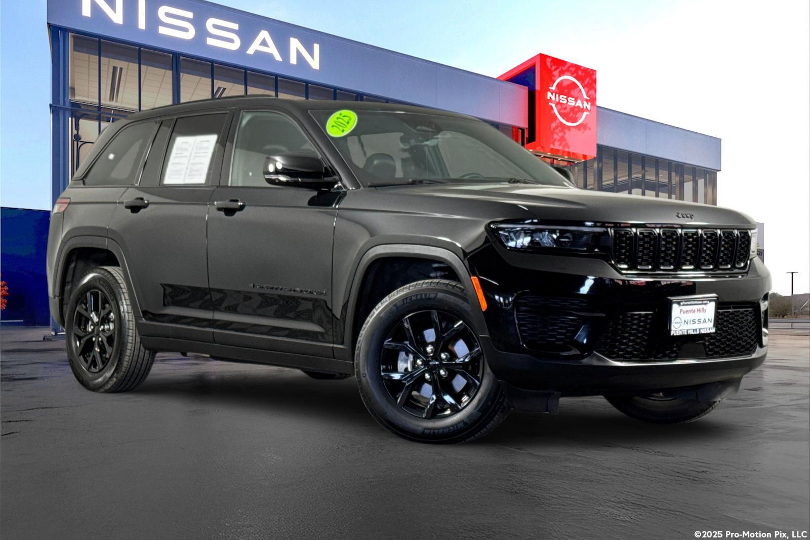 2025 Jeep Grand Cherokee Altitude 4x4's photo