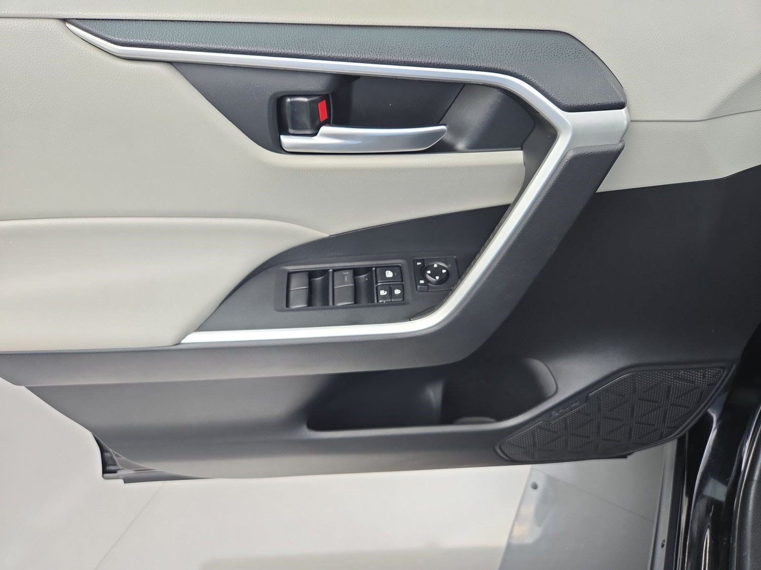 Used 2021 Toyota RAV4 Hybrid SUV