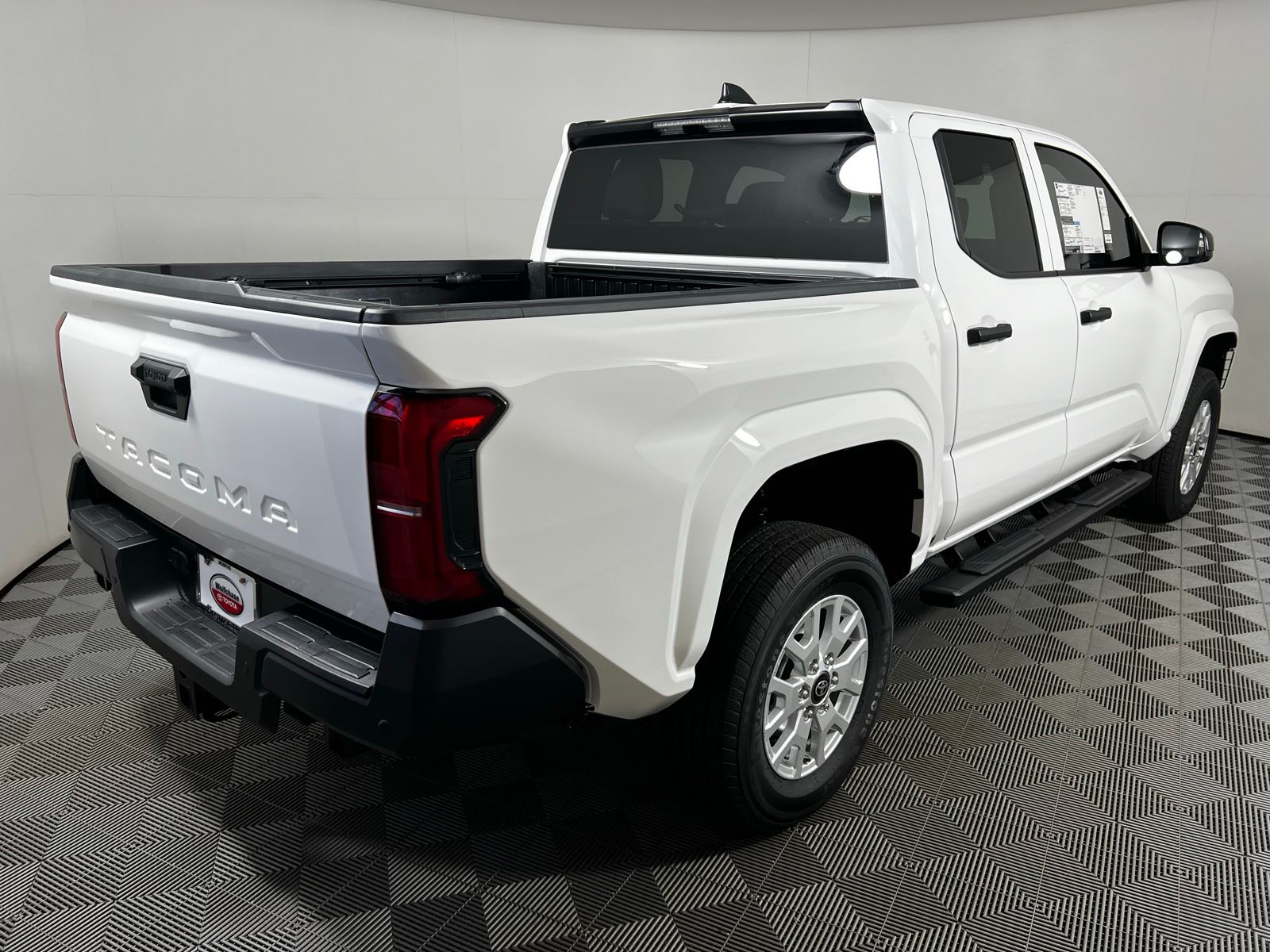 2025 Toyota Tacoma SR 5