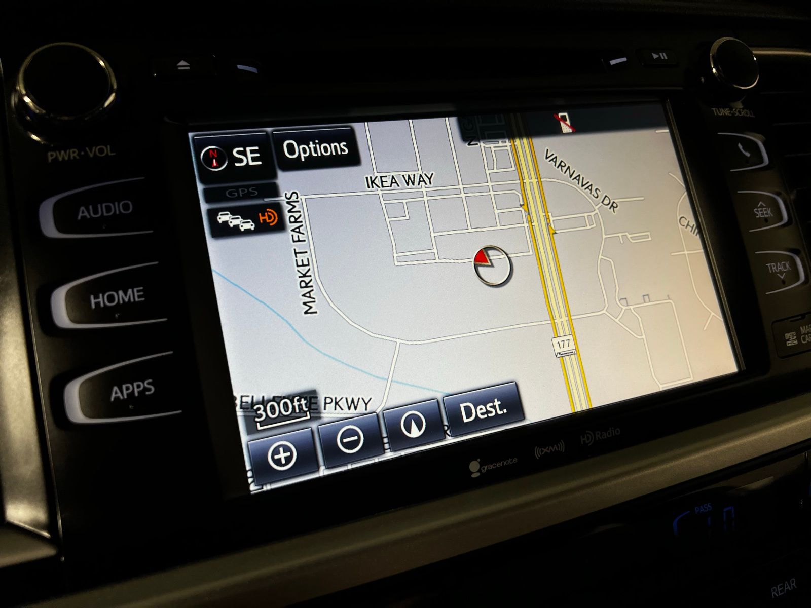 Thumbnail: 2018 Toyota Highlander - 21