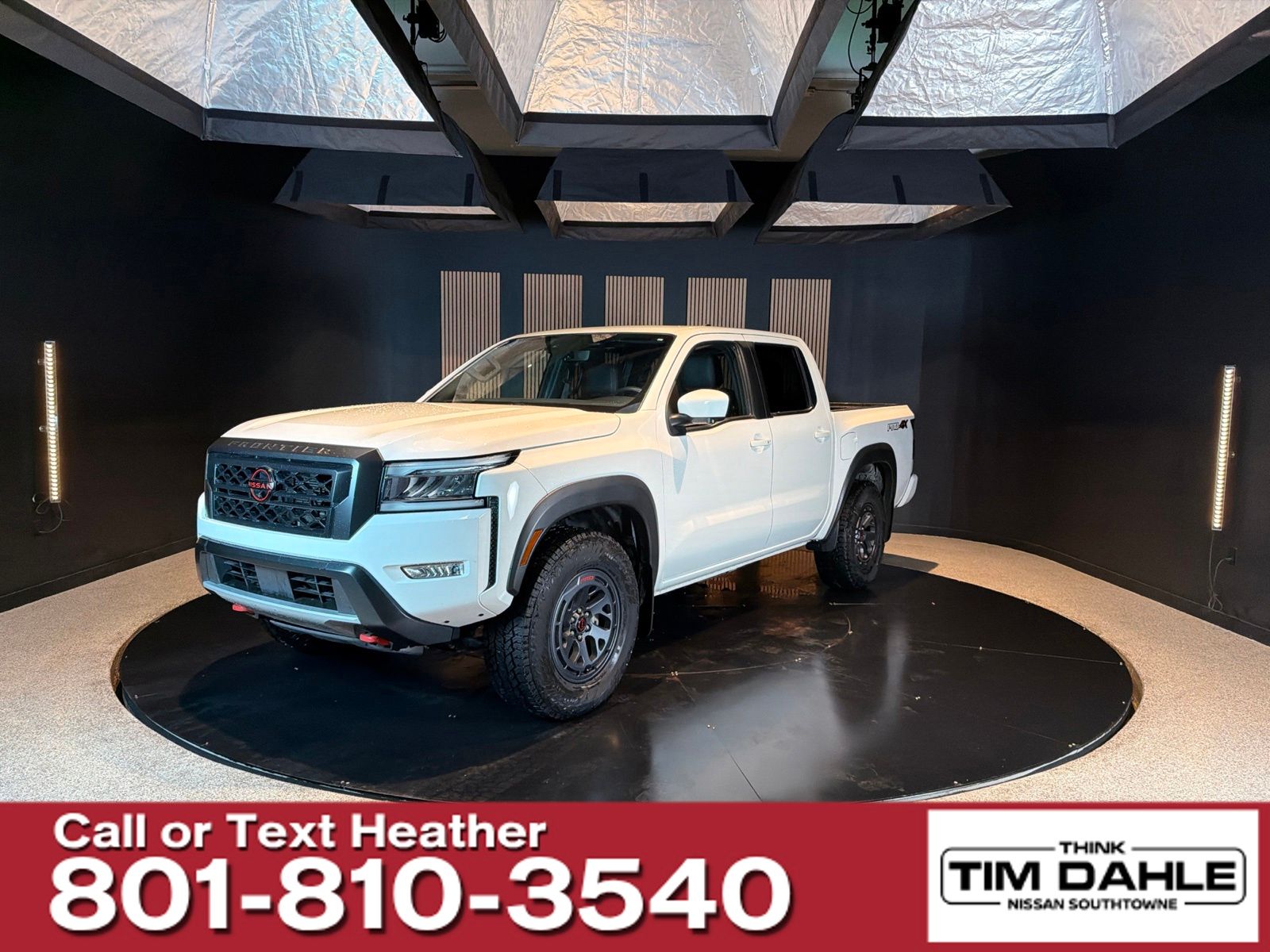 2023 Nissan Frontier PRO-4X Crew Cab 4WD