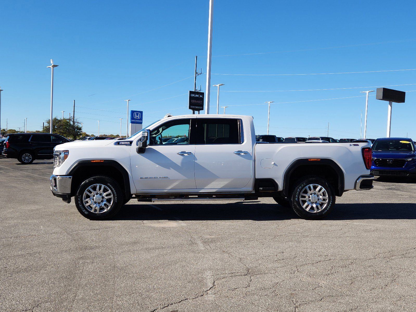 2020 GMC Sierra 2500HD SLT 3