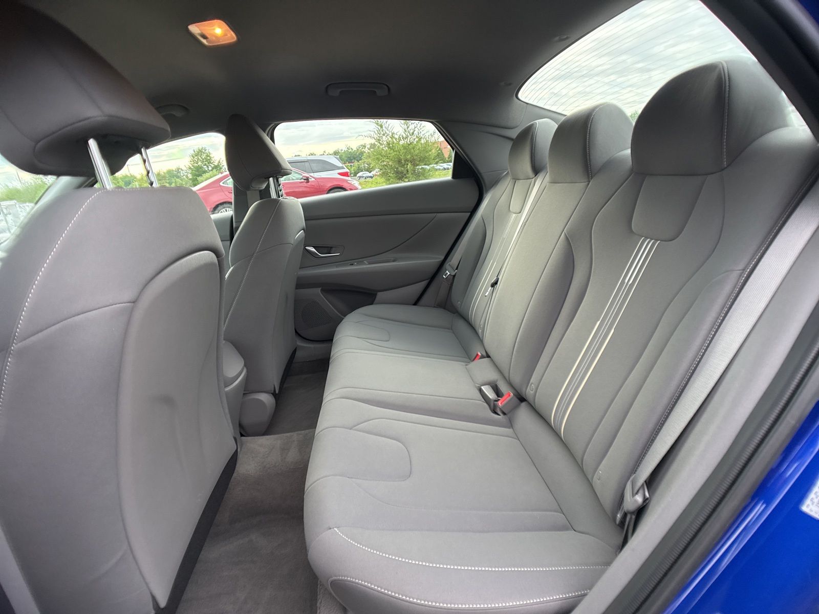 Used 2023 Blue Hyundai SEL image 6