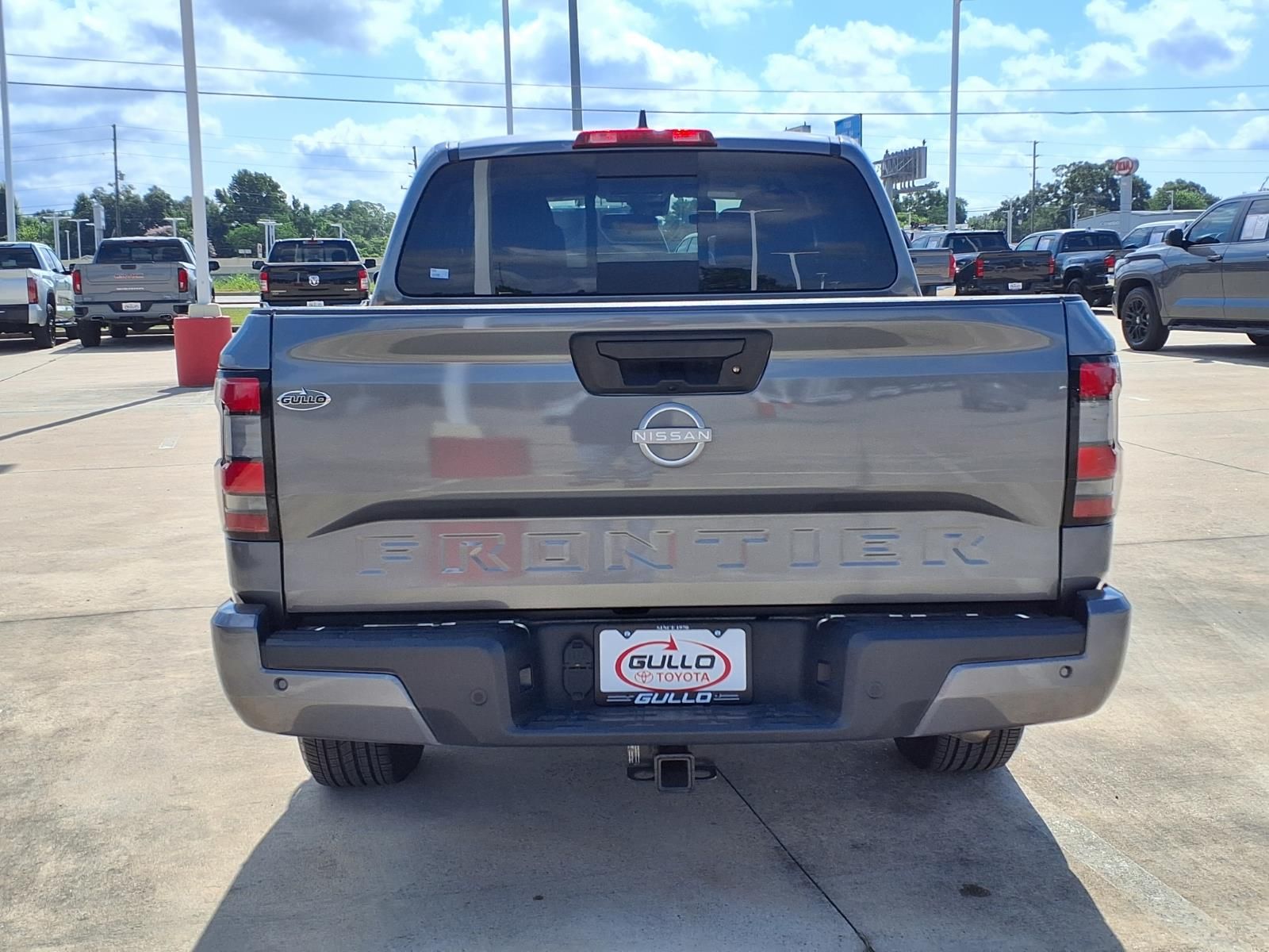 2025 Nissan Frontier SV - 6