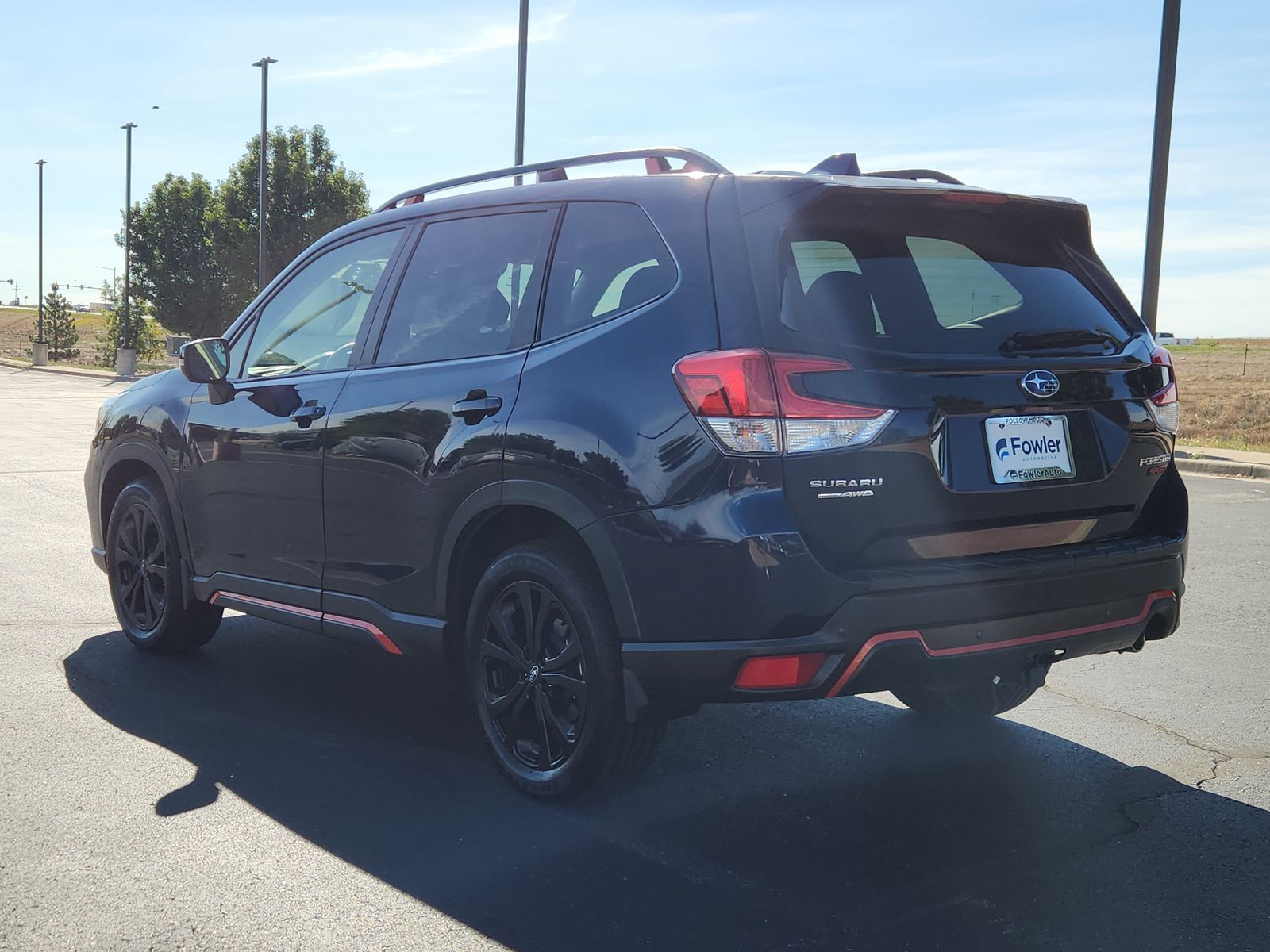 View vehicle photo 6