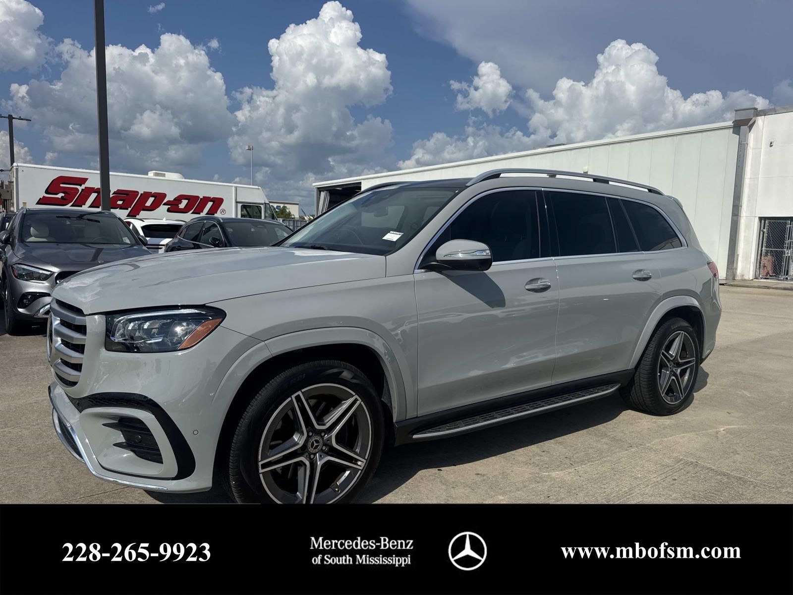 MANUFAKTUR Alpine Gray 2025 Mercedes-Benz GLS SUV / Crossover All-Wheel Drive 9-Speed Automatic