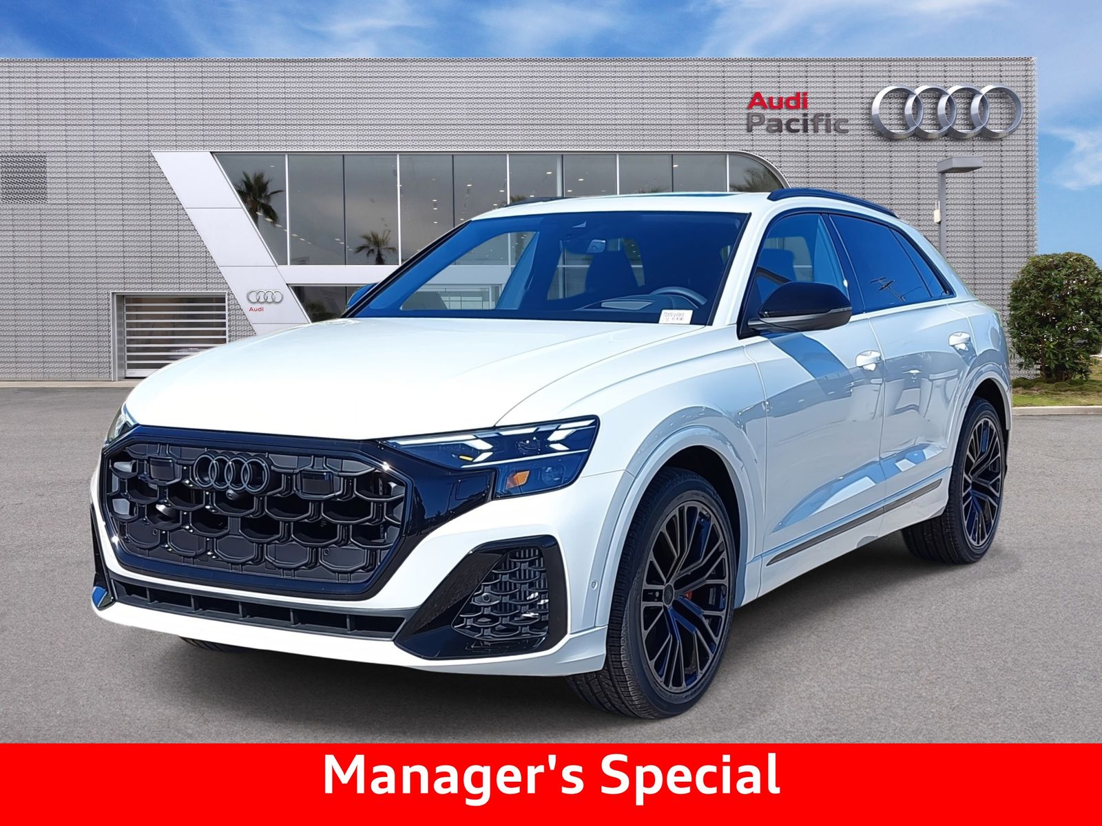 Glacier White Metallic 2026 Audi SQ8 4.0T quattro Prestige SUV / Crossover All-Wheel Drive 8-Speed Automatic