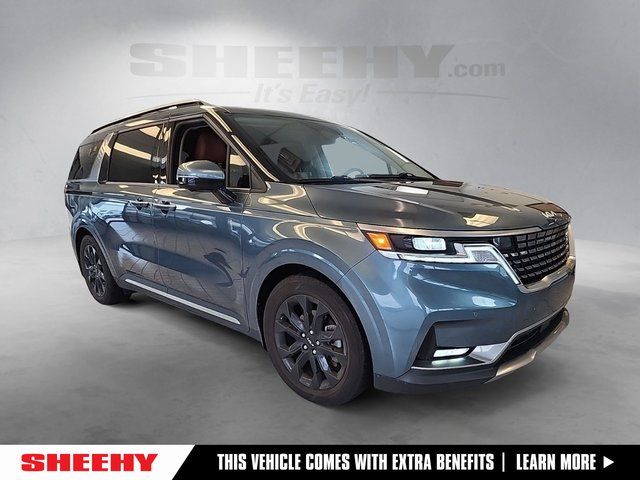 2024 Kia Sedona SX's photo