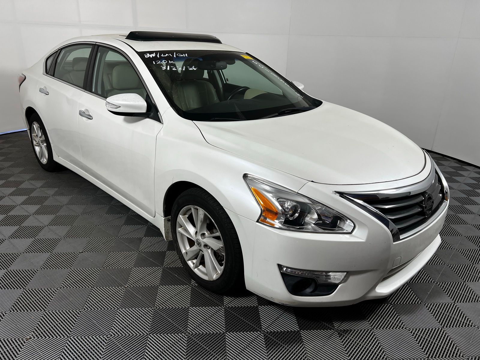 Thumbnail: 2014 Nissan Altima - 3