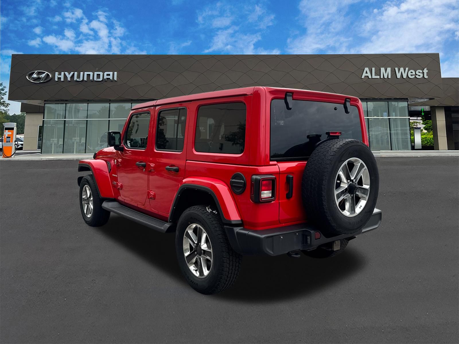 Used 2021 Firecracker Red Clearcoat Jeep Unlimited Sahara image 7
