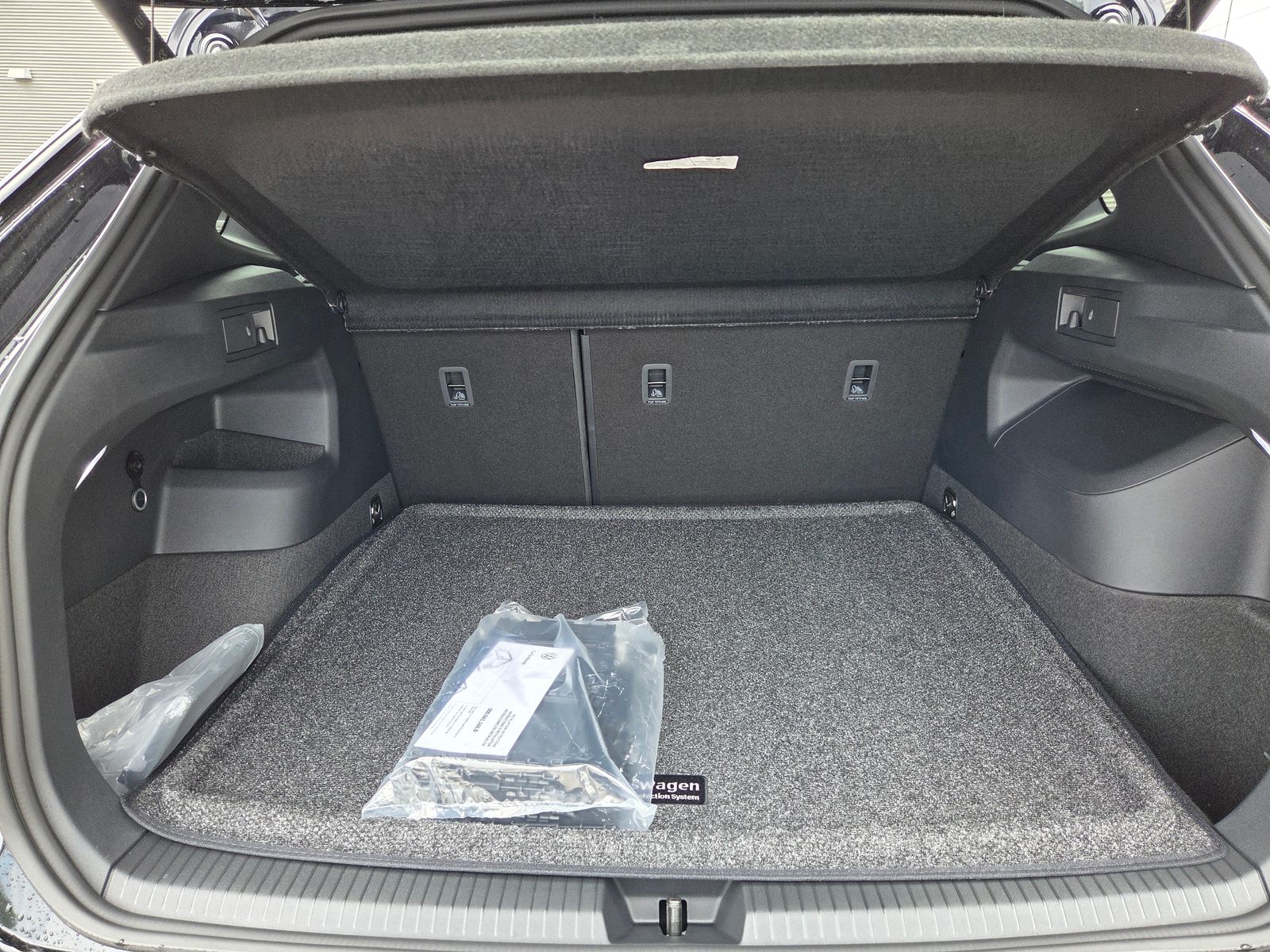 new 2026 Volkswagen Tiguan car, priced at $48,066