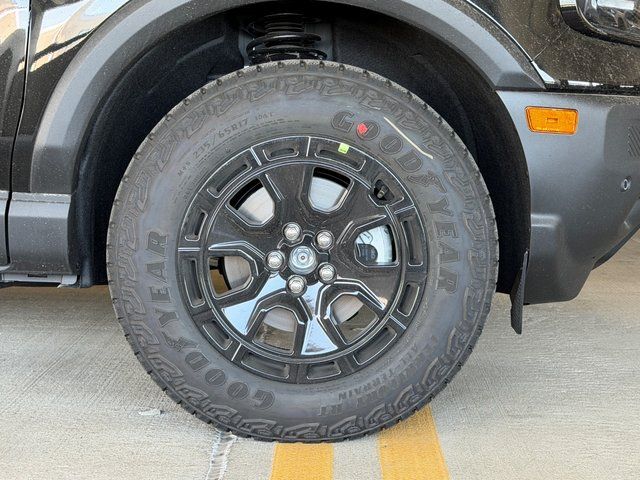New 2026 Shadow Black Ford Outer Banks image 4