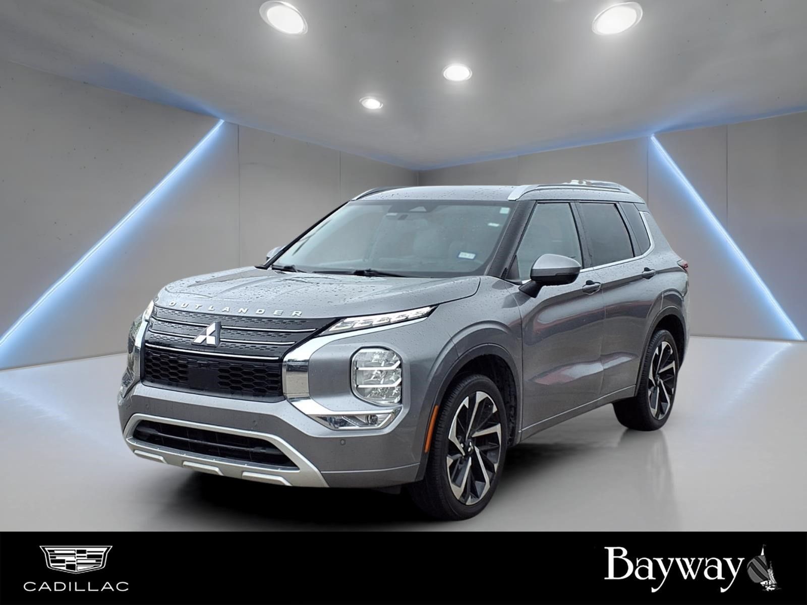 White Diamond 2022 Mitsubishi Outlander SUV / Crossover Front-Wheel Drive Continuously Variable Transmission