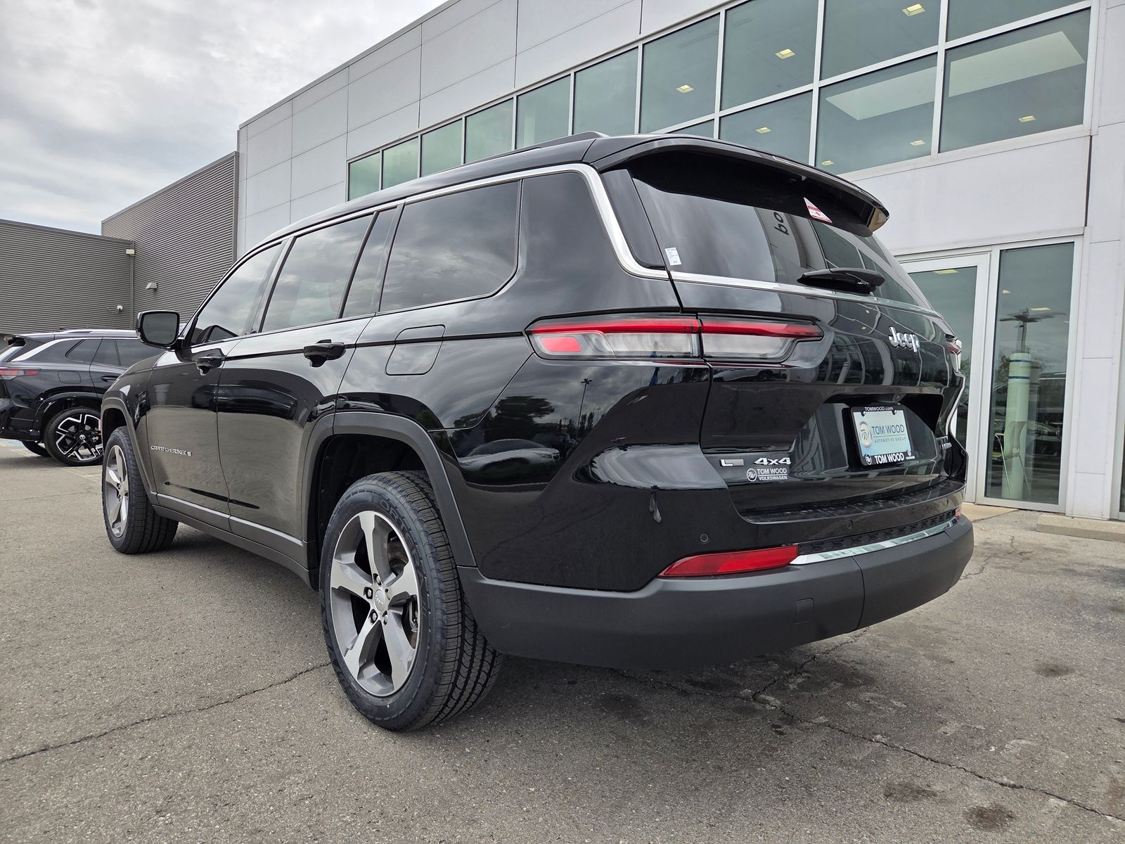 used 2023 Jeep Grand Cherokee L car, priced at $32,250