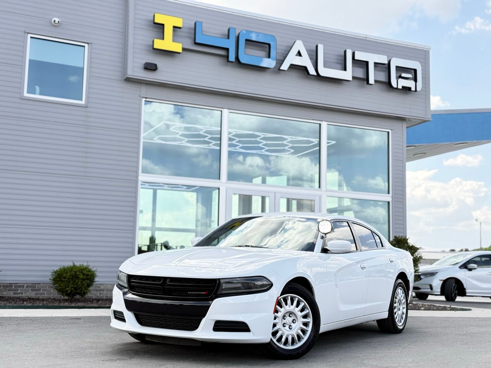 White Knuckle Clearcoat 2019 Dodge Charger Police AWD Sedan All-Wheel Drive 5-Speed Automatic