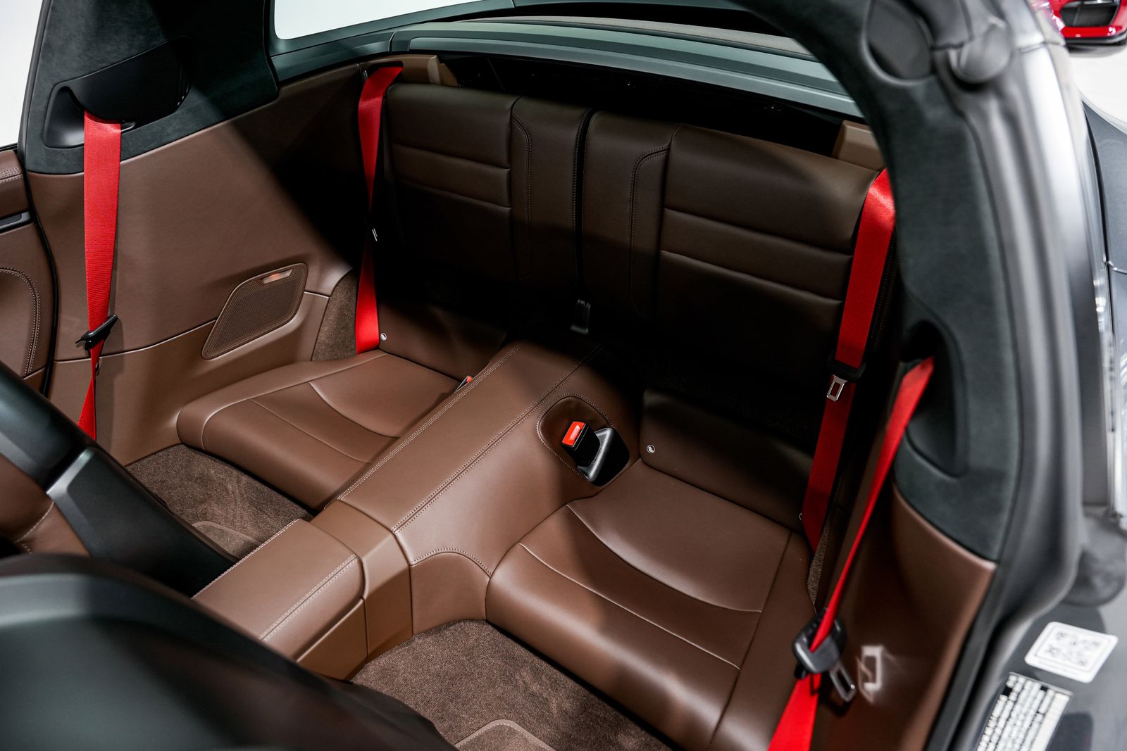 2025 Porsche 911 Targa 4 GTS — photo 26