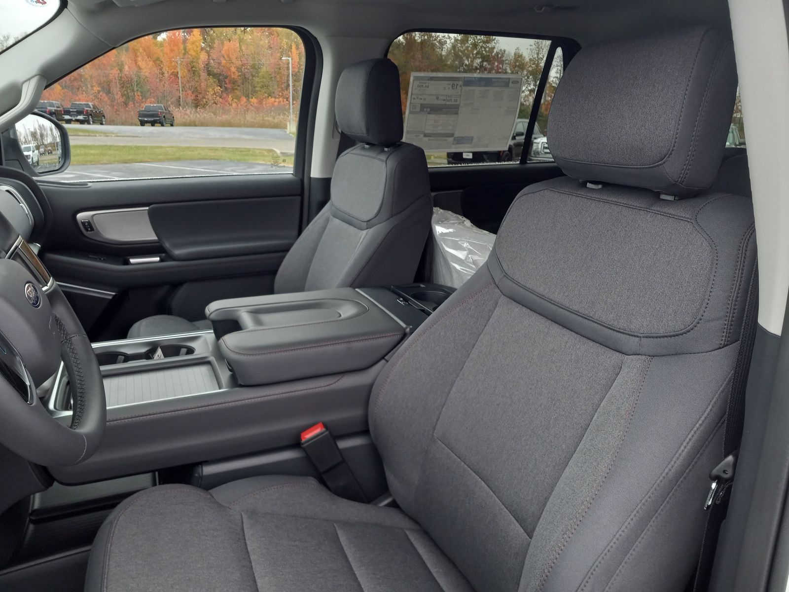 2025 Ford Expedition image 10
